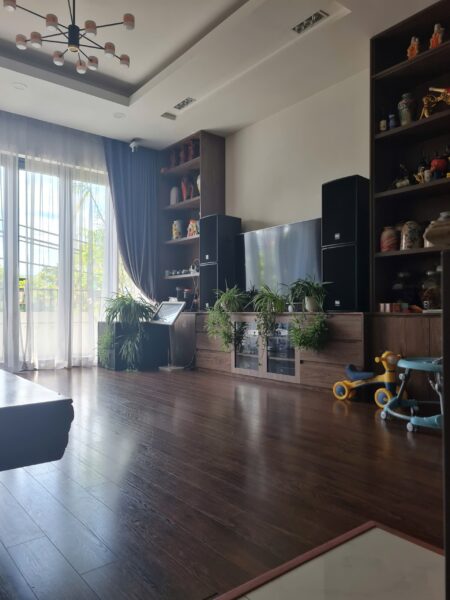 Nhà 3 tầng mặt tiền Hoà Nam, 100mv, 7600