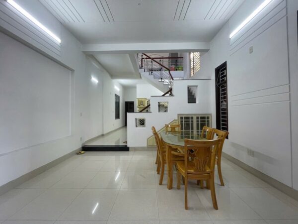 2 nhà liền kề 2 tầng kiệt ô tô Châu Văn Liêm 11ty