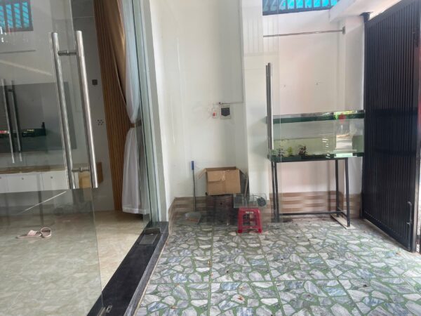 Nhà 2 tầng mặt tiền Bầu Cầu 80mv, 5550