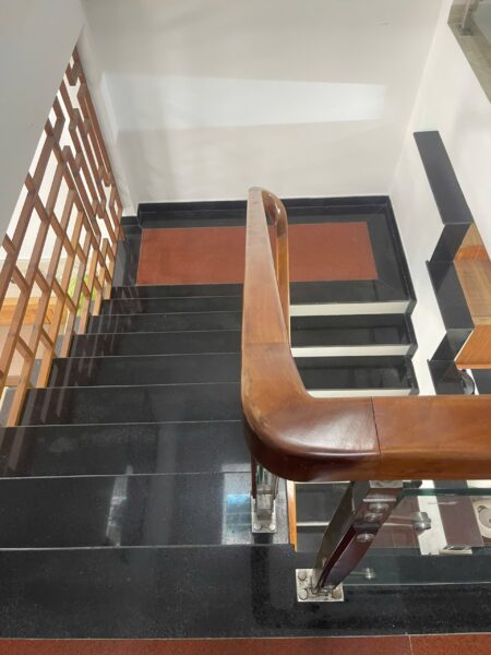 Nhà 2 tầng mặt tiền Bầu Cầu 80mv, 5550