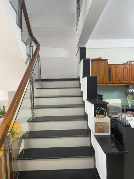 Nhà 2 tầng mặt tiền Bầu Cầu 80mv, 5550