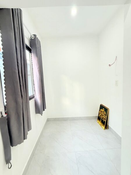Nhà 2 tầng kiệt Trần cao Vân 52mv, 4500