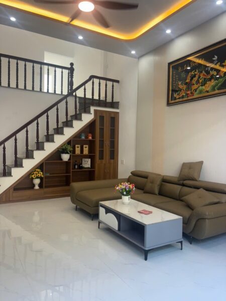 Nhà 2 tầng mặt tiền Đống Công Trường 5490