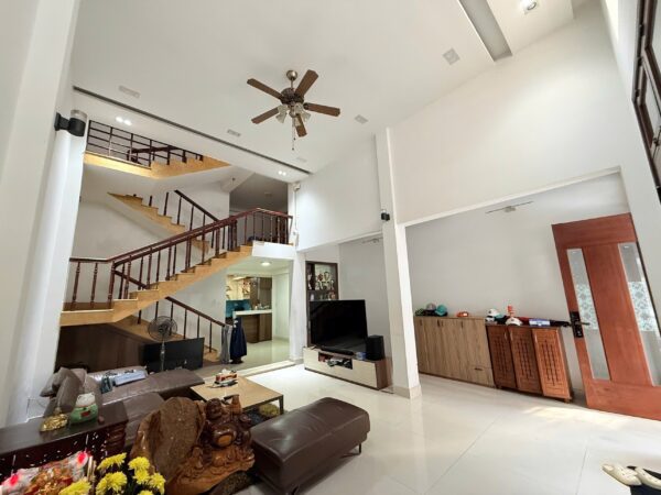 Nhà 4 tầng mặt tiền Tống Phước Phổ 11ty5