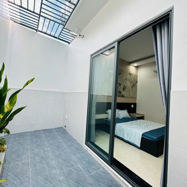 Nhà 2 tầng kiệt ô tô Hoàng Văn Thái 4750