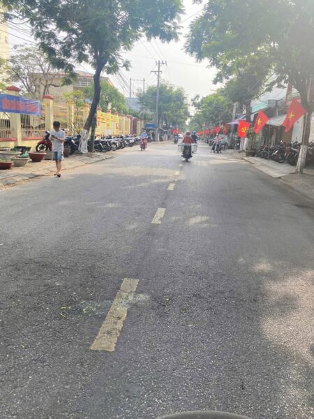 Đất mặt tiền Ngô Xuân Thu, 411mv, 6700