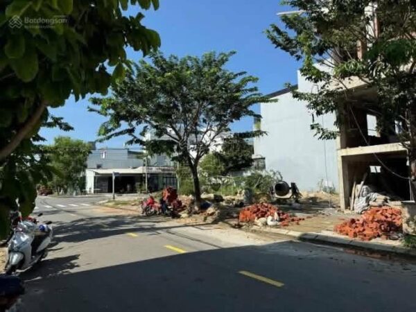 Đất mặt tiền Nguyễn Hiến Lê, 100mv, 6800