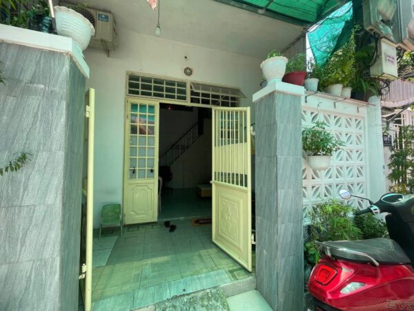 Nhà gác lửng kiệt ô tô nguyễn Văn Huề 3300