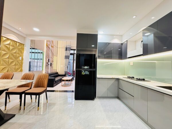 Nhà mê lửng kiệt Hoàng Văn Thái, 3290