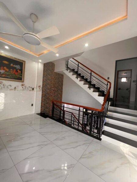 Tòa căn hộ 5 tầng mặt tiền Thanh Huy 6800