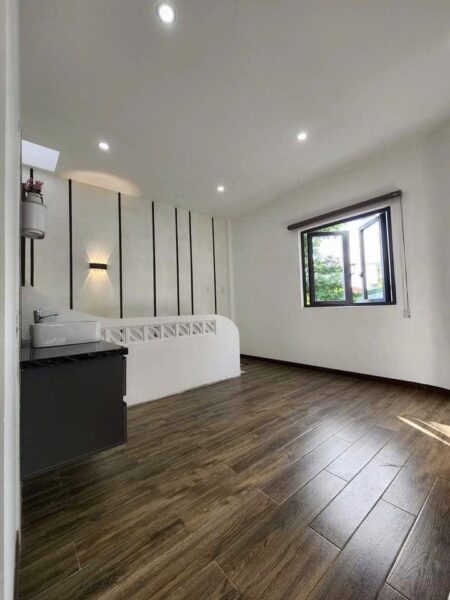 Nhà 2 tầng mặt tiền Đồng Xoài, 69mv, 5900