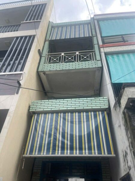 Nhà 3 tầng kiệt ô tô Trần Cao Vân 3500