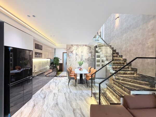 Nhà 3 tầng kiệt ô tô Nguyễn Phước Nguyên 6399