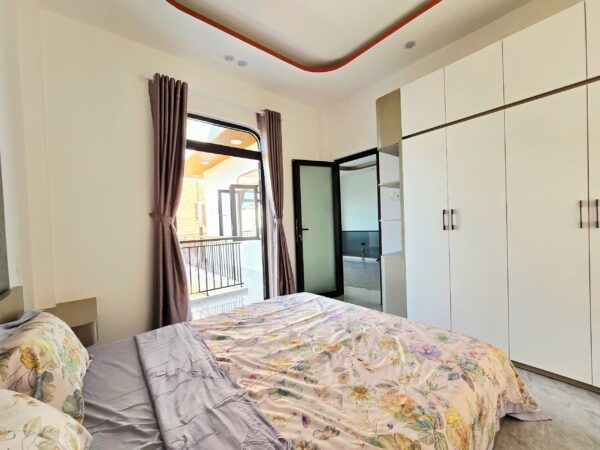 Nhà 2 tầng kiệt ô tô Tôn Đản, 95mv, 4750