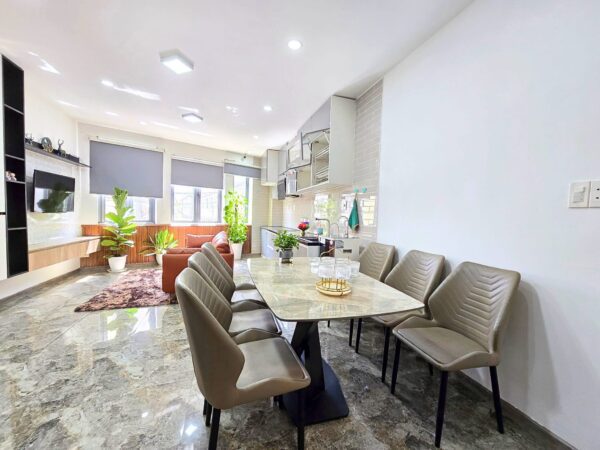 Nhà 3.5 tầng kiệt ô tô Lê Đình Lý 5950