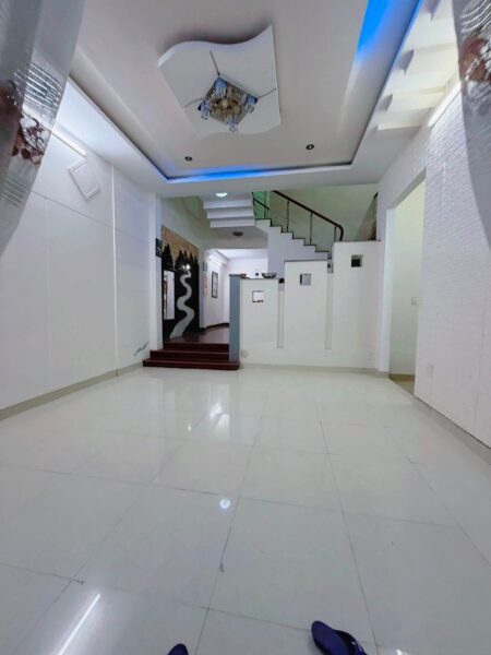 Nhà 3 tầng kiệt Phan Thanh 110mv, 6450