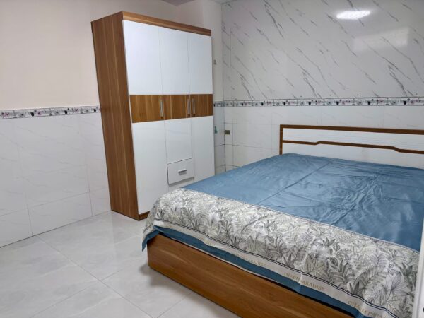 Nhà mê lửng kiệt ô tô Tô Hiệu 47mv, 3490