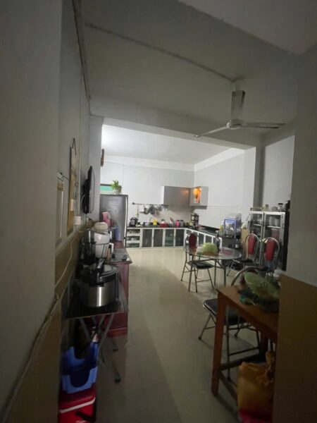 Nhà 3 tầng kiệt ô tô Hoàng Diệu 174mv, 12ty5
