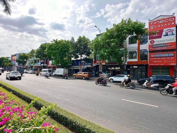 Nhà 3 tầng mặt tiền Điện Biên Phủ 8389