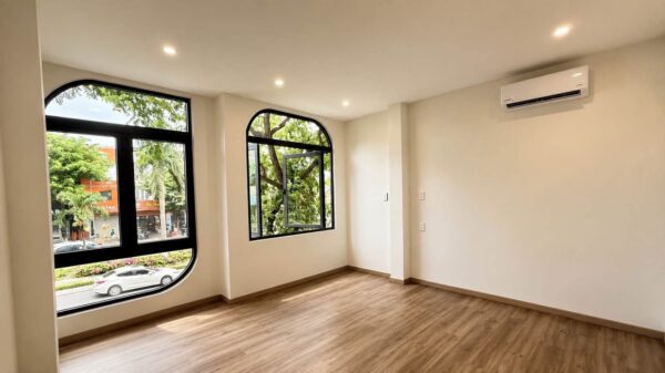 Nhà 3 tầng mặt tiền Điện Biên Phủ 8389