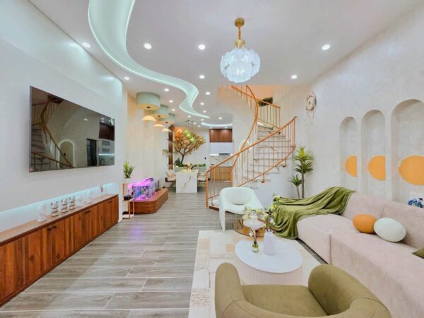 Nhà 3 tầng kiệt Phan Thanh 54mv, 6450