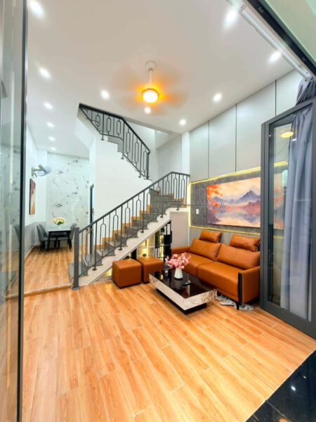 Nhà 3 tầng kiệt Hoàng Diệu 30mv, 4150