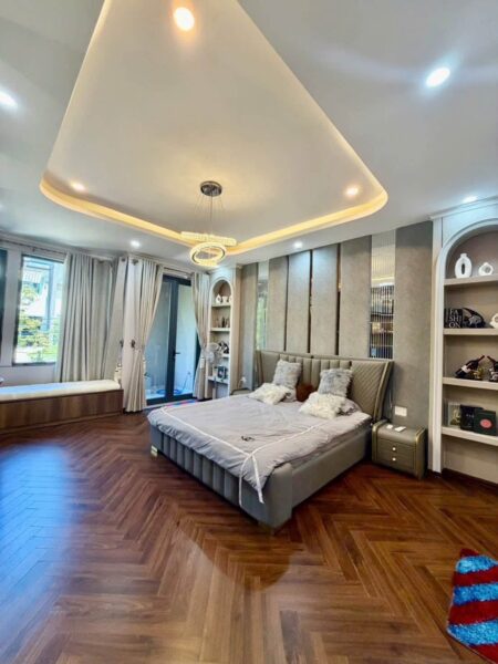 Nhà 3 tầng mặt tiền Hói Kiểng 105mv, 8800