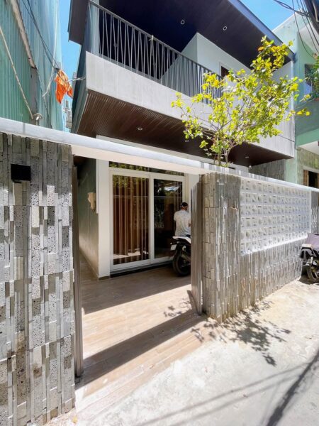 Nhà 2 tầng kiệt Ông Ích Khiêm 73mv, 5900