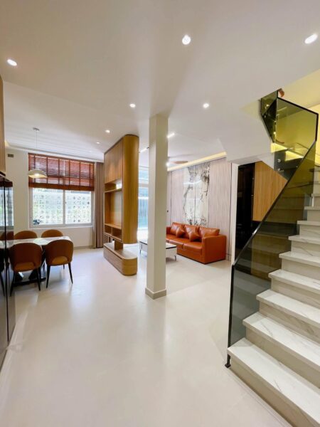 Nhà 2 tầng kiệt Ông Ích Khiêm 73mv, 5900