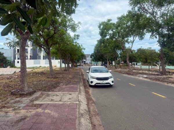 Đất mặt tiền Nam Trân, Điện Bàn 151mv, 4450