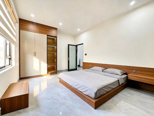 Nhà 2 tầng 2 mặt kiệt Trường chinh 100mv, 4500