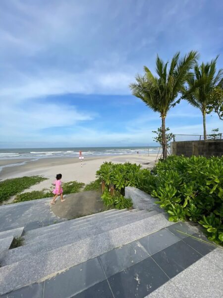 Cho thuê nhà 2 tầng mặt tiền Đông Hải 17tr
