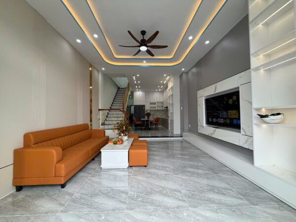 Nhà 3 tầng kiệt ô tô Tôn Đản 100mv, 4650