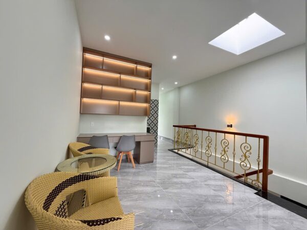 Nhà 3 tầng kiệt ô tô Tôn Đản 100mv, 4650