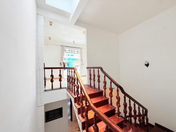 Nhà 3 tầng mặt tiền Võ Như Hưng 13ty