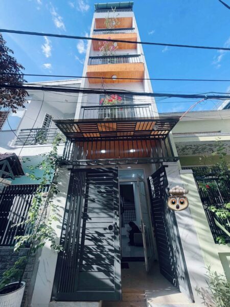 Nhà 5 tầng kiệt ô tô Ông ích khiêm 49mv 5350