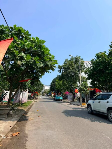 Đất mặt tiền Nguyễn Thành Long 100mv, 4300