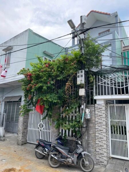 Nhà 3 tầng kiệt ô tô Tôn Đức Thắng 122mv, 5500