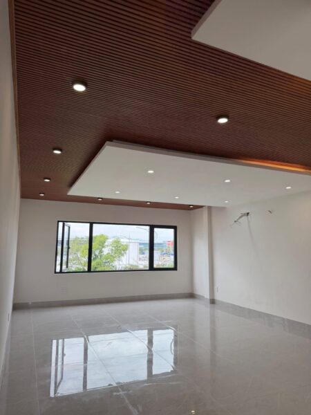 Nhà 3 tầng mặt tiền Nguyễn Tri Phương 21ty5