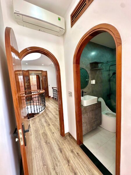 Nhà 4 tầng mặt tiền Tô Hiệu 78mv, 7900
