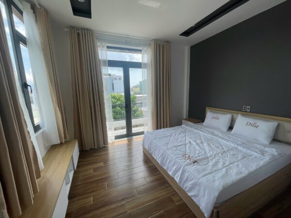 Nhà 3 tầng 2 mặt kiệt ô tô Trần cao Vân 5990