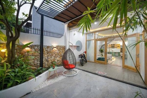 Cho thuê nhà 4 tầng mặt tiền Lê Hiến Mai 35tr