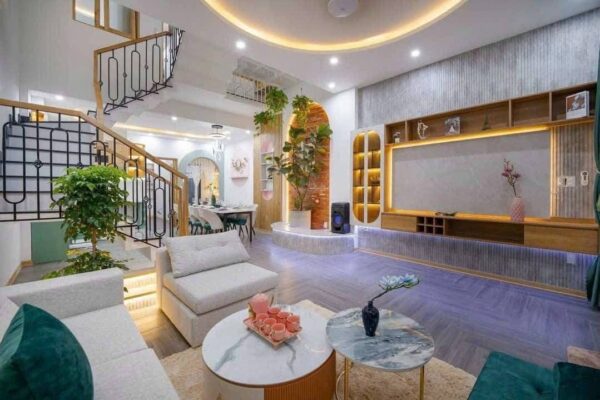 Cho thuê nhà 4 tầng mặt tiền Lê Hiến Mai 35tr