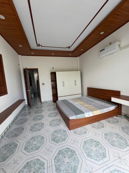 Nhà 2 tầng kiệt Hoàng Diệu 72mv, 4950