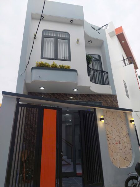 Nhà 2 tầng kiệt ô tô Hoàng Văn Thái 3550