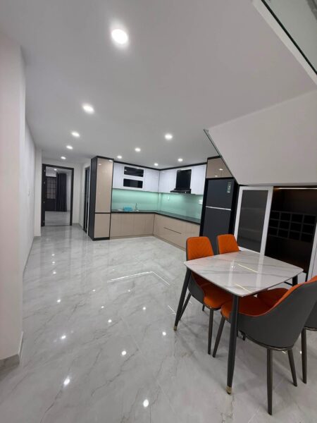Nhà 2 tầng mặt tiền Giáp Văn Cương 6950