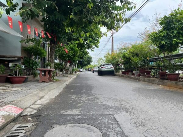 Nhà kiệt ô tô Trường Chinh, 58mv, 2590