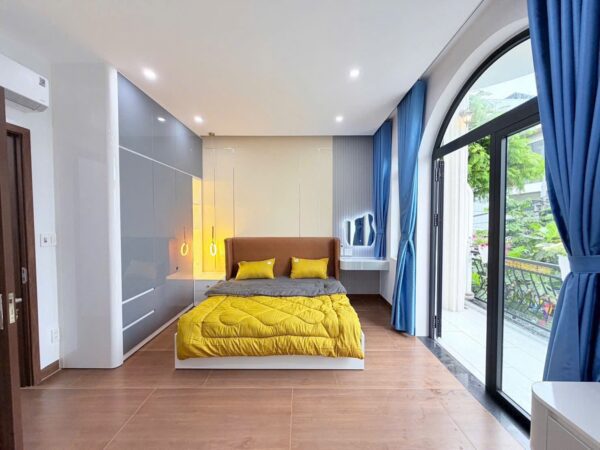 Nhà 3 tầng mặt tiền Hoà Minh, 78mv, 7900