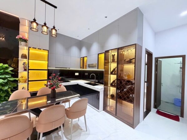 Nhà 3 tầng mặt tiền Hoà Minh, 78mv, 7900