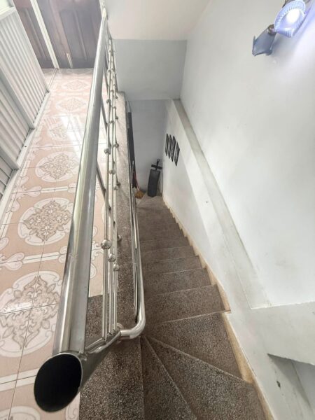Nhà 3 tầng kiệt ô tô Hải Phòng 40mv, 3550